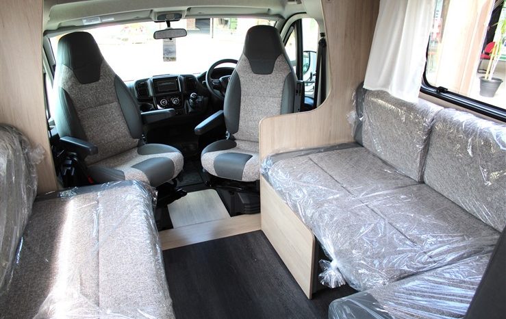 Auto-Trail Expedition C63 full