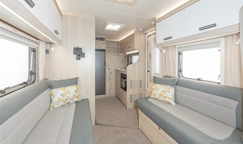 Auto-Trail F62 full