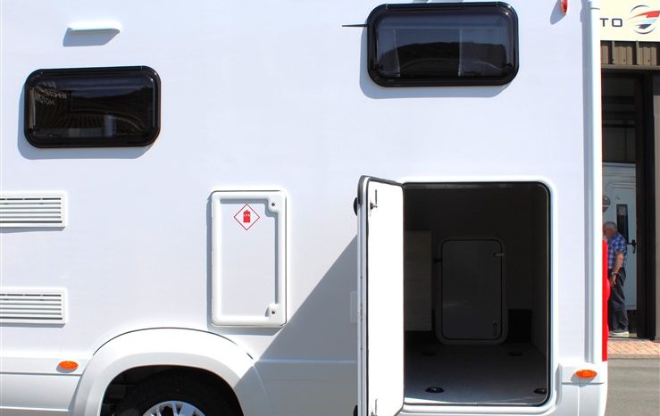 Auto-Trail Expedition C73 full