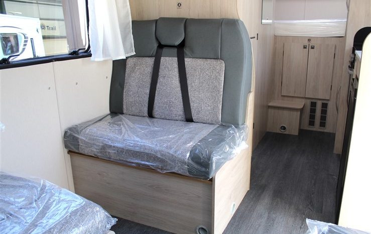 Auto-Trail Expedition C73 full