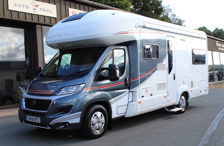 Auto-Trail Apache 700 (semi-automatic) full